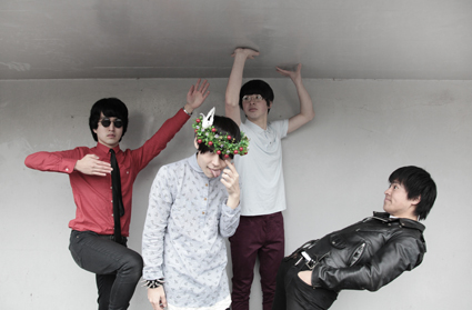 挫・人間、デビュー・アルバム発売＆AV監督によるサブカル度500%のPV