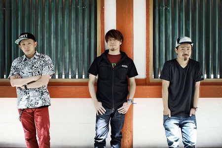 10-FEET_6-feat2_A写メイン小.jpg