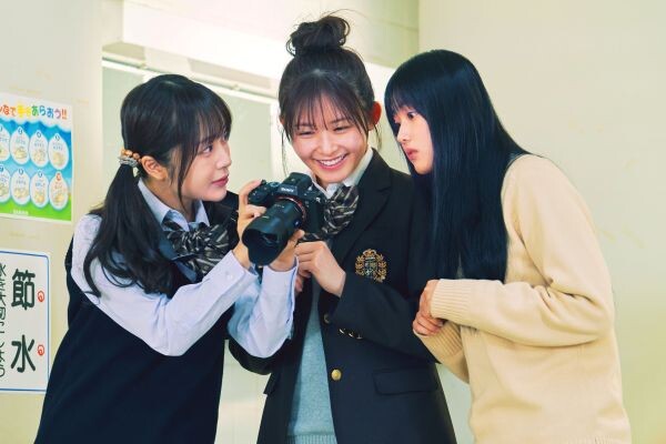 見える子ちゃん_場面写真2re.jpg