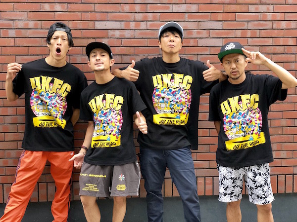 Official Tshirts_TOTALFAT着用画像.jpeg