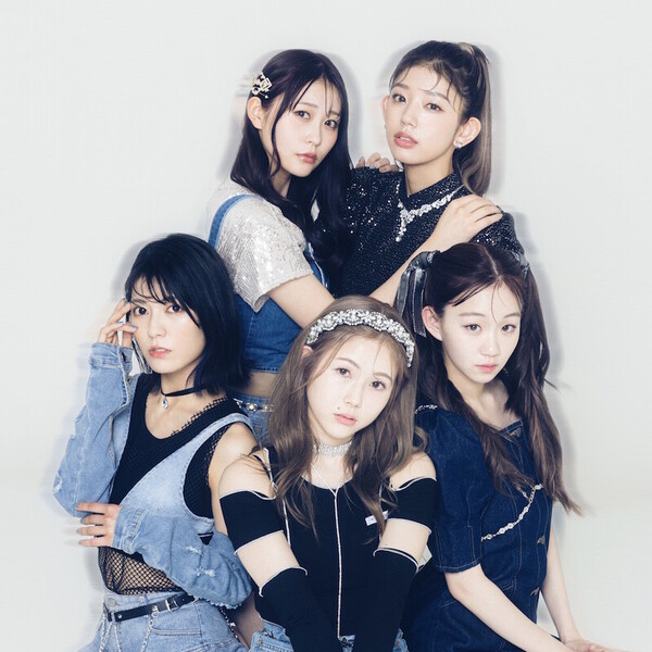 CROWN POP_artistphoto.jpg