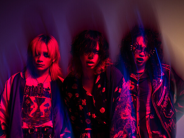 首振りDolls.jpg