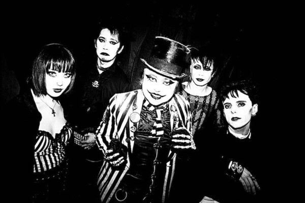 05_deadlycircus_13thmoon.JPG
