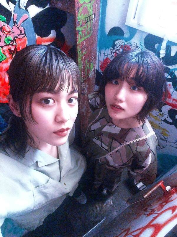 VIBI_アー写.jpg