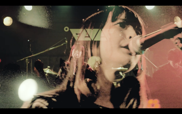 MV「光」サムネ写真.png