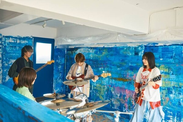 MEm_offshot3_0903.jpg
