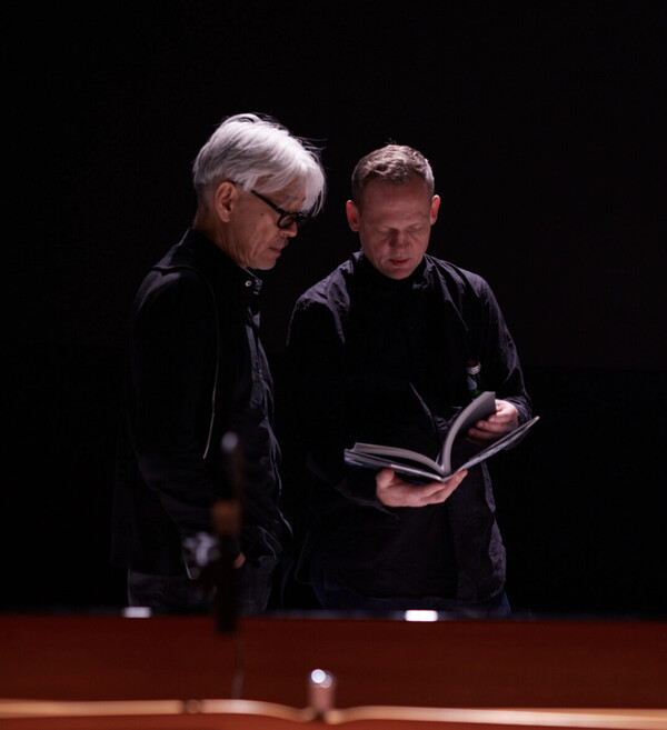 261821_AlvaNoto_RyuichiSakamoto_Sydney_Portrait_Photo_Nikolaus-Brade_2018.jpeg