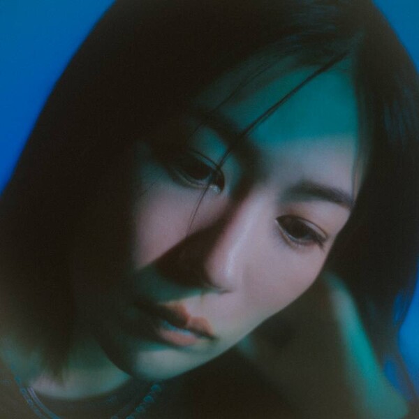 遥かな最低_jkt_photo.jpg
