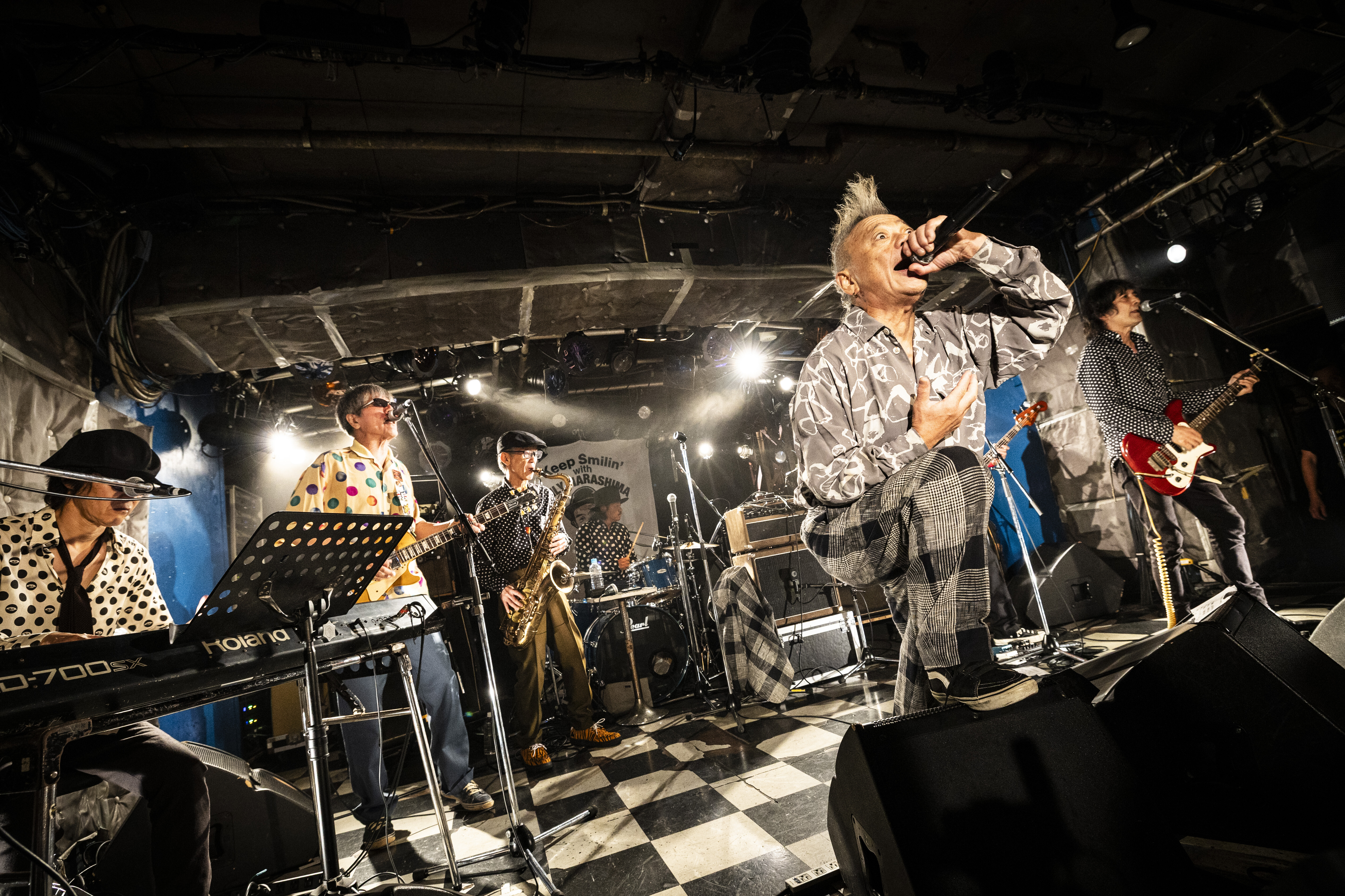 https://rooftop1976.com/report/763296d055f8767cc4a2a7eadf97e6244cacab53.JPG