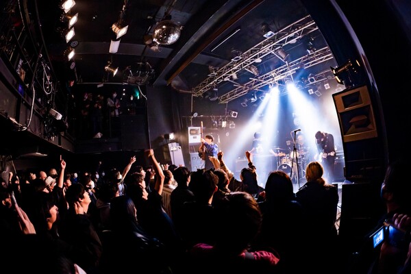 MARZstage_3_ANORAK_photo by かい.jpg