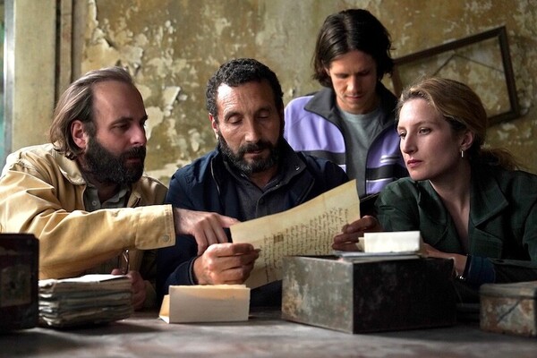 MONEJIKAN_MAIN© STUDIOCANAL - COLOURS OF TIME - CE QUI ME MEUT - Emmanuelle Jacobson-Roques.jpg